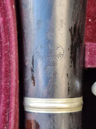 Clarinete con estuche Martín fres a París