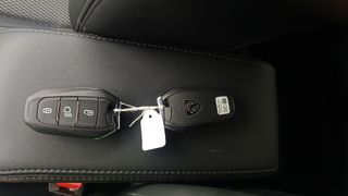 Peugeot 208 GT Hybrid eDCS6 75 kW (100 CV)