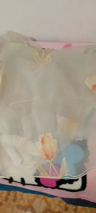 Tende con tulipani in chiffon