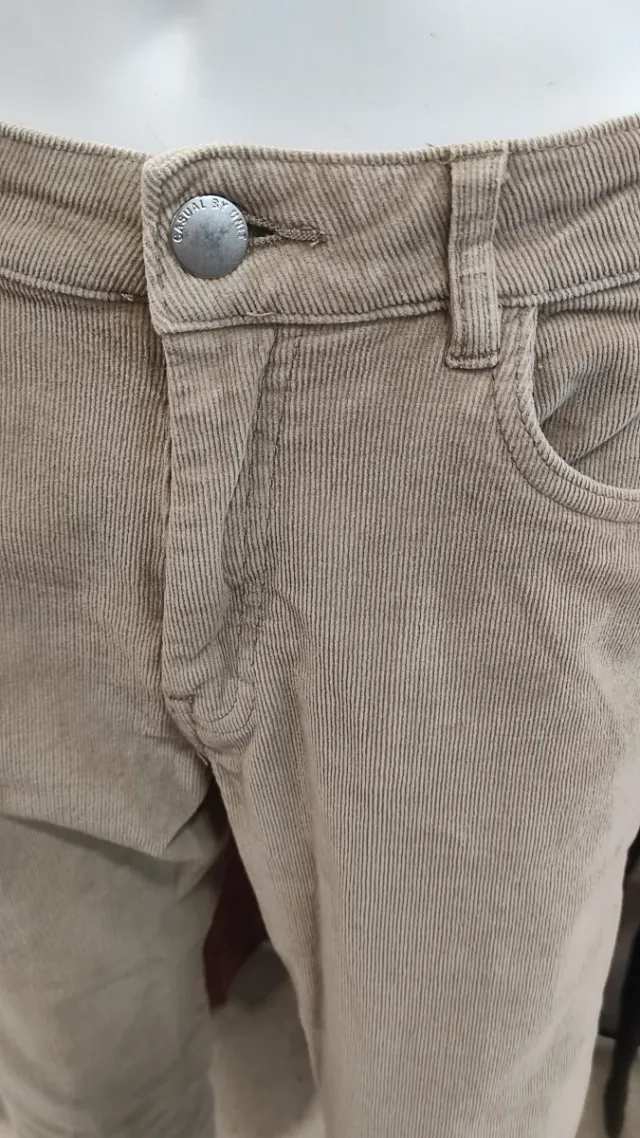 Pantalones de pana beige Talla 40
