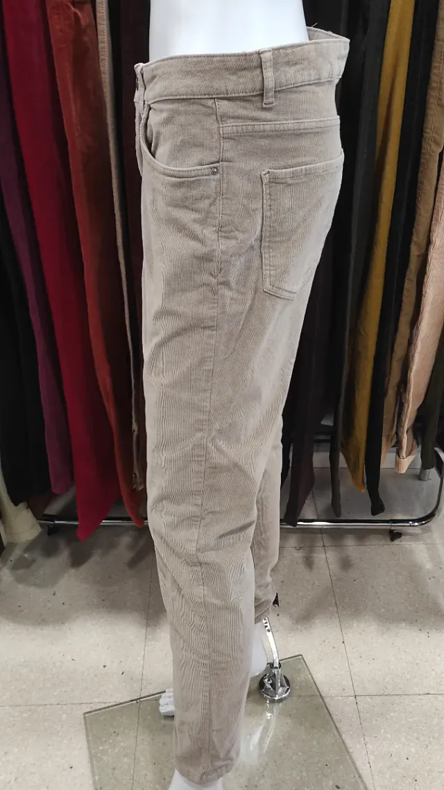 Pantalones de pana beige Talla 40