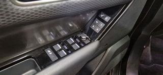 Land-Rover Range Rover Velar 20 D180 SE 4WD AUTO