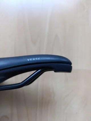 Sillín BONTRAGER VERSE COMP 145MM