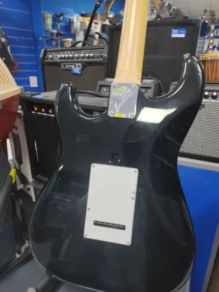 Guitarra Eléctrica Craftet Junior Negra