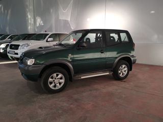 Nissan Terrano II 2000