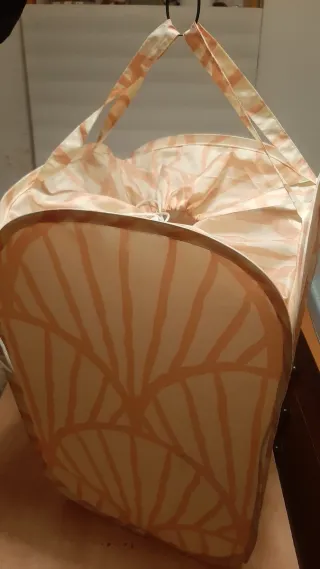 Bolsa plegable beige y rosa