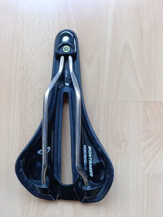 Sillín BONTRAGER MONTROSE ÉLITE 138mm
