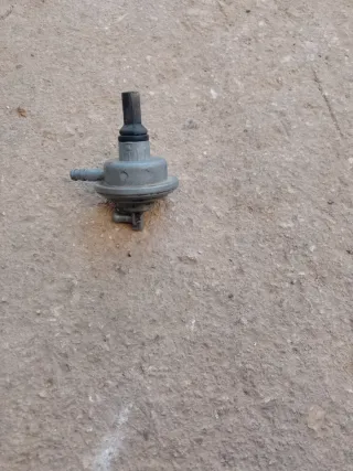 Bomba de gasolina universal