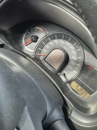 Nissan Micra Tekna Premium 2015