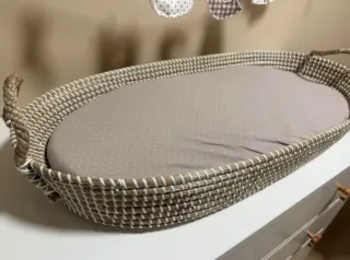 Cambiador de bebé cesta mimbre