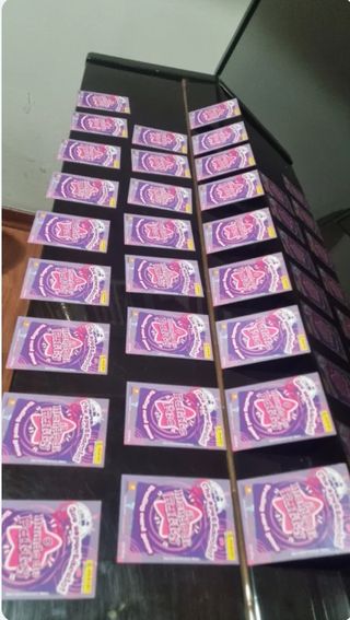 Colección cromos Patito Feo Panini perfil solidari