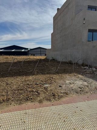 Terreno en venta en Yuncos