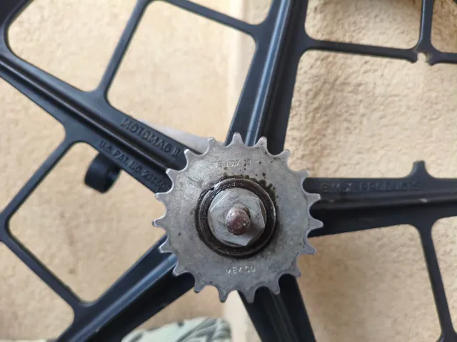 MOTOMAG II BMX CALIFORNIA  MONGOOSE 1982-83