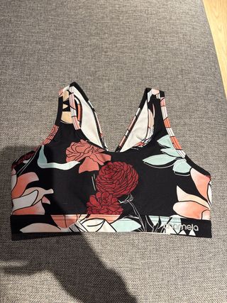Top deportivo Chamela estampado floral