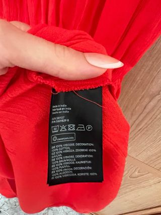 Vestido H&M Rojo Broderie Anglaise Midi