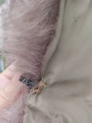 Cuello sintético beige y marrón