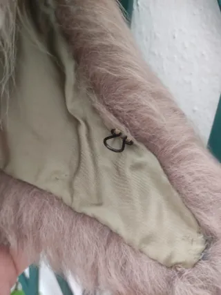 Cuello sintético beige y marrón