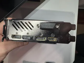 Tarjeta Gráfica Gigabyte GTX 1070