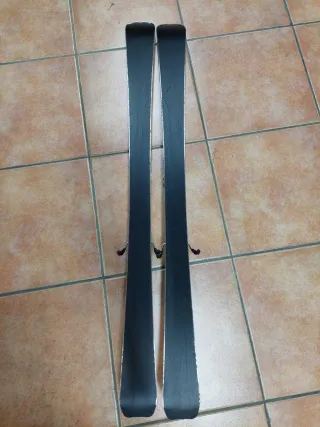 Esquís Volkl Mujer Polivalentes