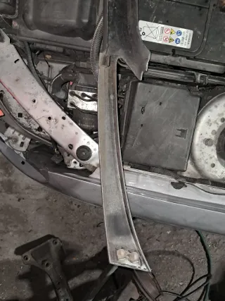 Calandra frontal Peugeot 206