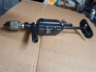 Trapano a manovella vintage