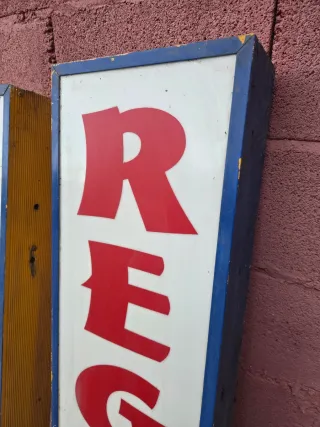 Rótulos Fotocopias y Regalos 75 euros cada uno