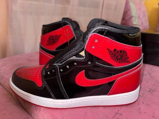 Jordan 1 Retro High OG Panther red