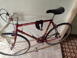 Bicicleta Amat clásica de carretera años 90