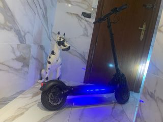 Patinete Eléctrico con Luces LED