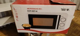 Microondas Nevir Blanco