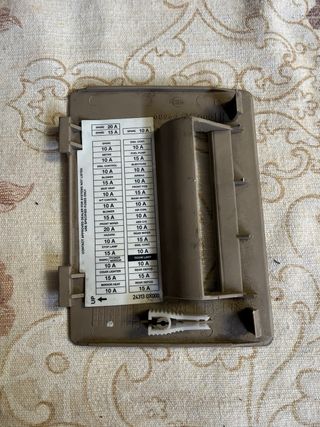 Tapa fusible Nissan TERRANO 1 y 2