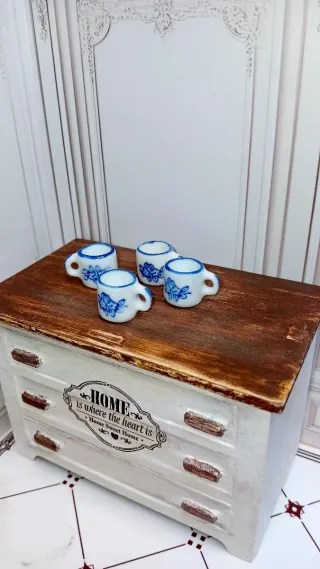 Set 4 tazze casa delle bambole