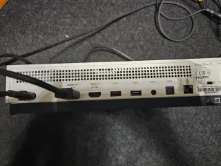 Xbox One S 1TB + Juegos