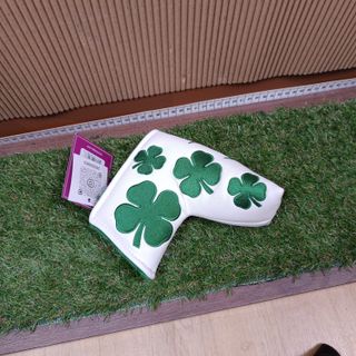 Funda Palo de Golf / Putter / Black Clover Nuevo