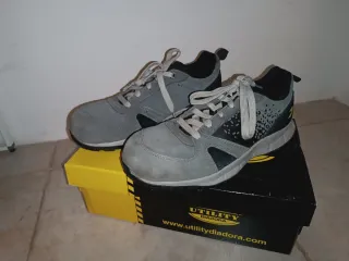 Calzado de seguridad Talla 40.