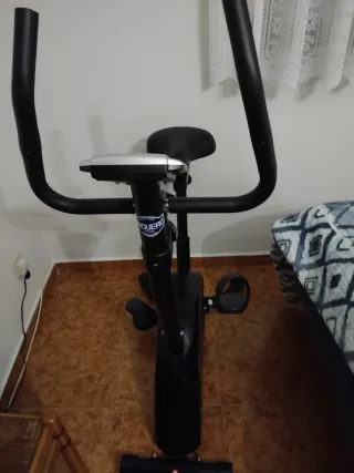 Bici Estática Tecnovita, nueva prácticamente