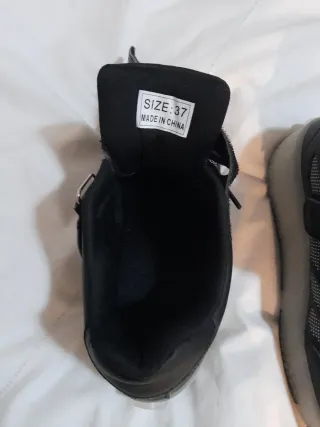 Zapatillas con ruedas talla 37