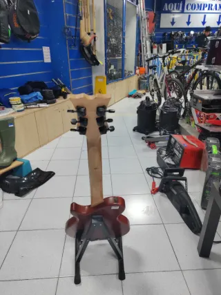 Guitarra Eléctrica Dean caoba