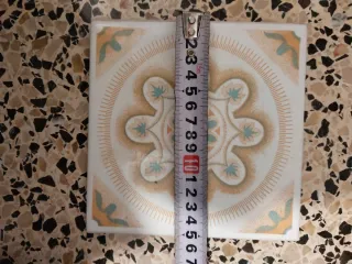 Azulejos antiguos decorados