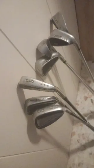 7 Palos de Golf 2 Marcas