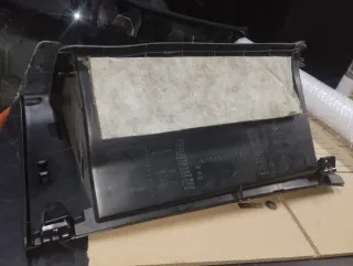 Guantera Honda Accord VII Negra