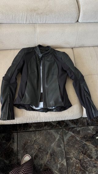 Chaqueta Cuero Negra AlpineStars Talla XS