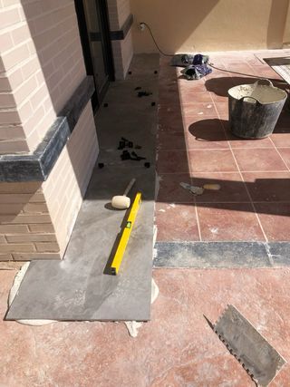 oficial de albañilería