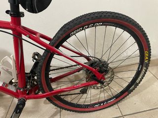 Bicicleta Montaña Cannondale Roja