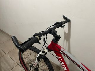 Bicicleta Montaña Cannondale Roja