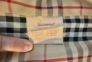 Gabardina Burberrys’ Clásica Azul