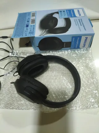 Auriculares Philips Negros
