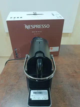 Cafetera Nespresso Pixie Original