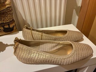 Bailarinas Zara Beige y Doradas Talla 38