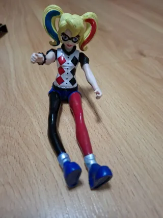 Muñeca Harley Quinn 15 cm